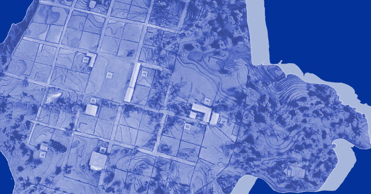 Una vista cenital de un mapa o plano, con texturas azules. 